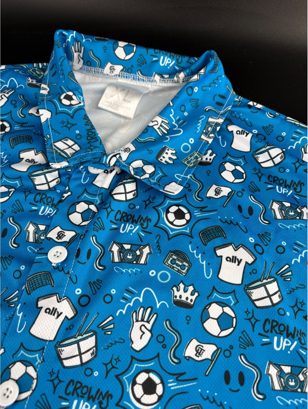 Charlotte FC Crowns Up Ally Novelty Print Button Shirt Men's XL MLS